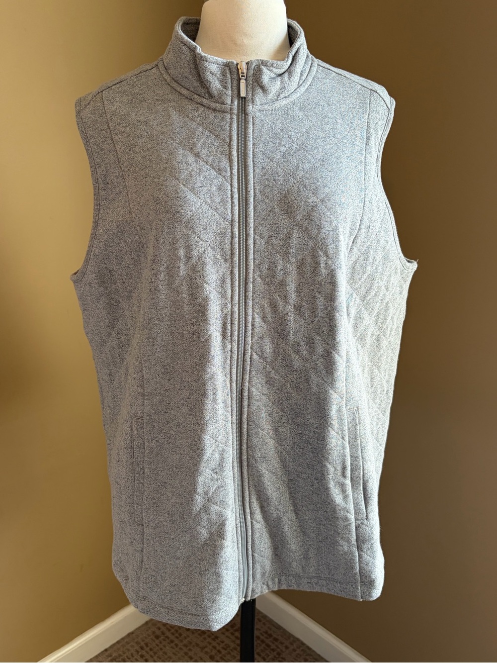 J. Jill Women’s Gray Quilted Zip-Up Vest, XL, Minimalist Cabincore Gorpcore
